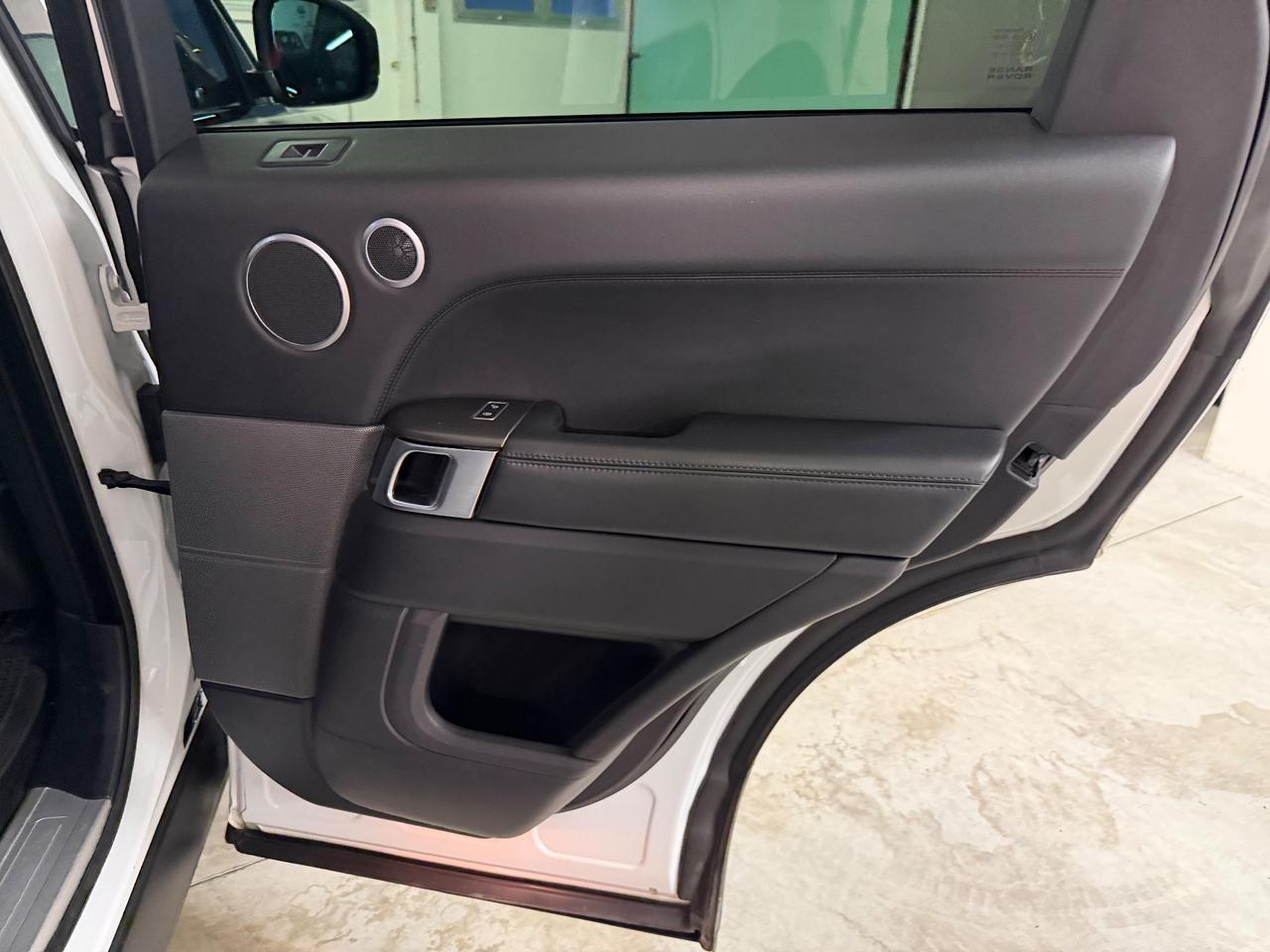 Land Rover Range Sport 3.0 TDV6 HSE Dynamic