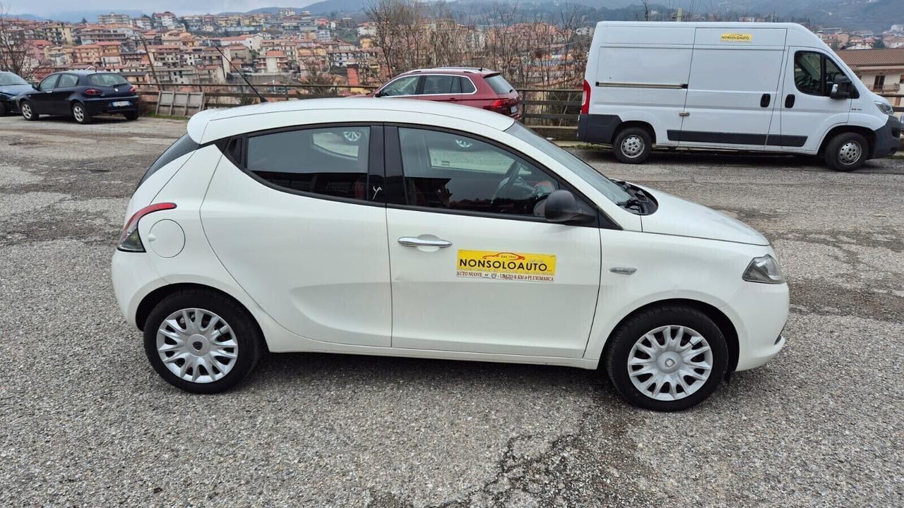 Lancia Ypsilon 1.3 MJ 95CV 5p Gold-Ok NeoPatentati