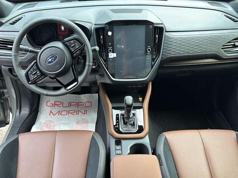 Subaru Forester 2.0 e-Boxer Premium auto