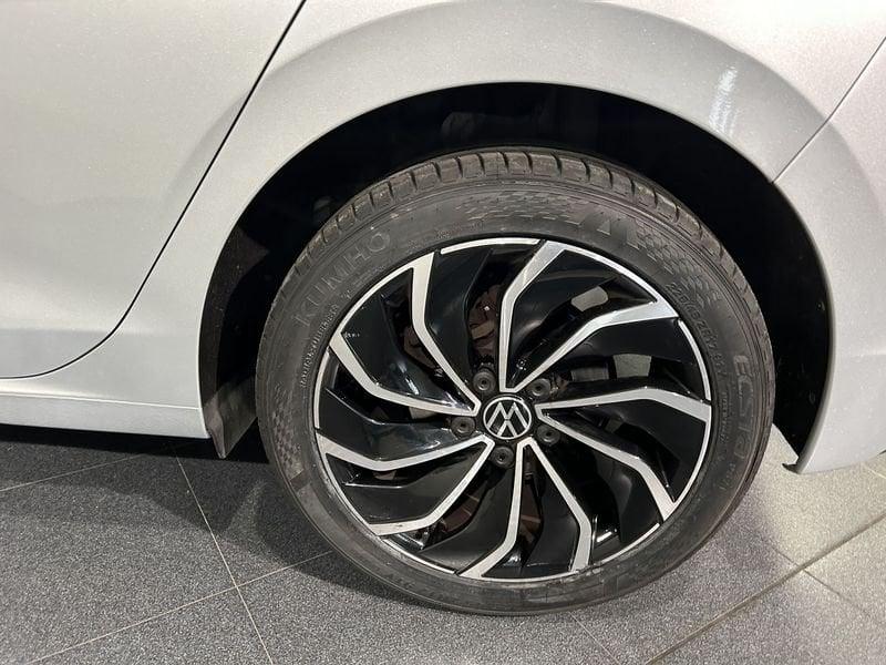 Volkswagen Golf 1.5 eTSI 130 CV EVO ACT DSG Style