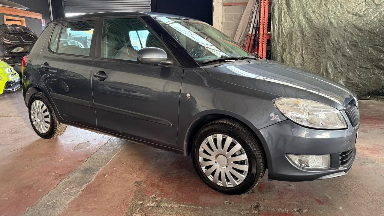 Skoda Fabia 1.2 TSI 86CV 5p. Ambition