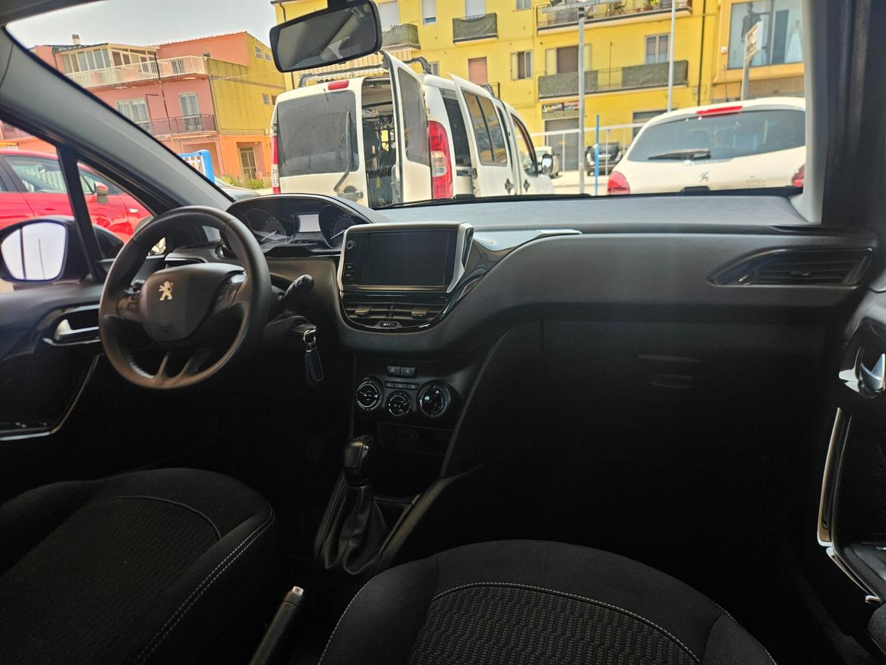 Peugeot 208 BlueHDi 100 S&S 5 porte Active