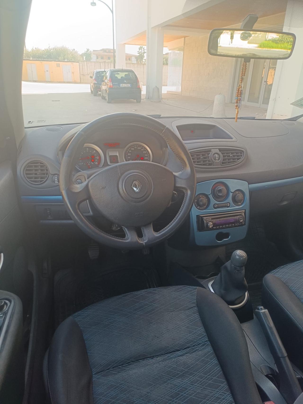 Renault Clio 1.5 dCi 85CV 5 porte Rip Curl