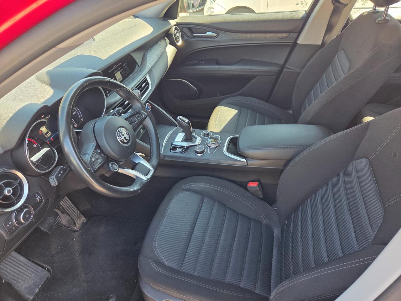 Alfa Romeo Stelvio 2.2 Turbodiesel 160 CV AT8 RWD Business