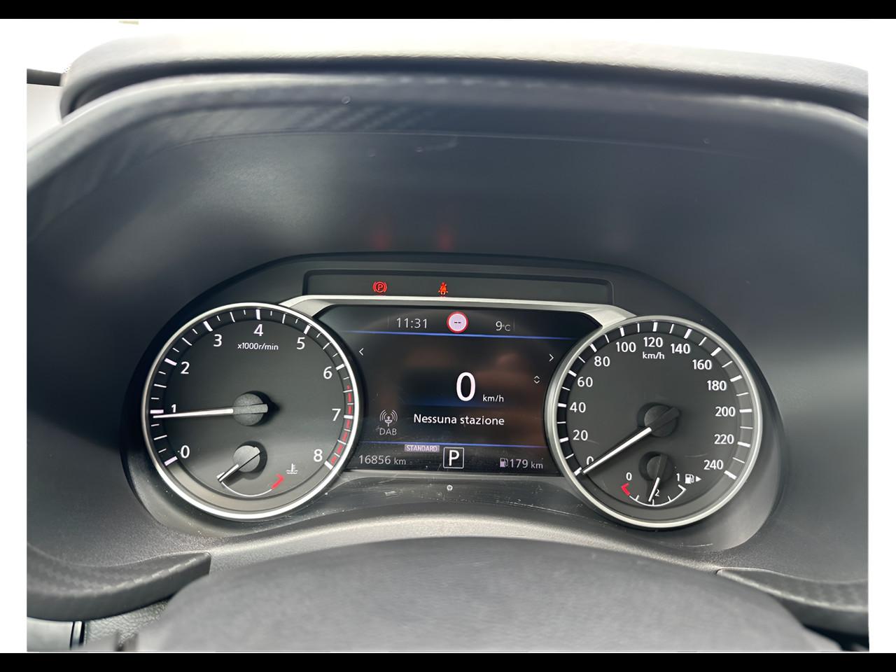 NISSAN JUKE N-CONNECTA DCT