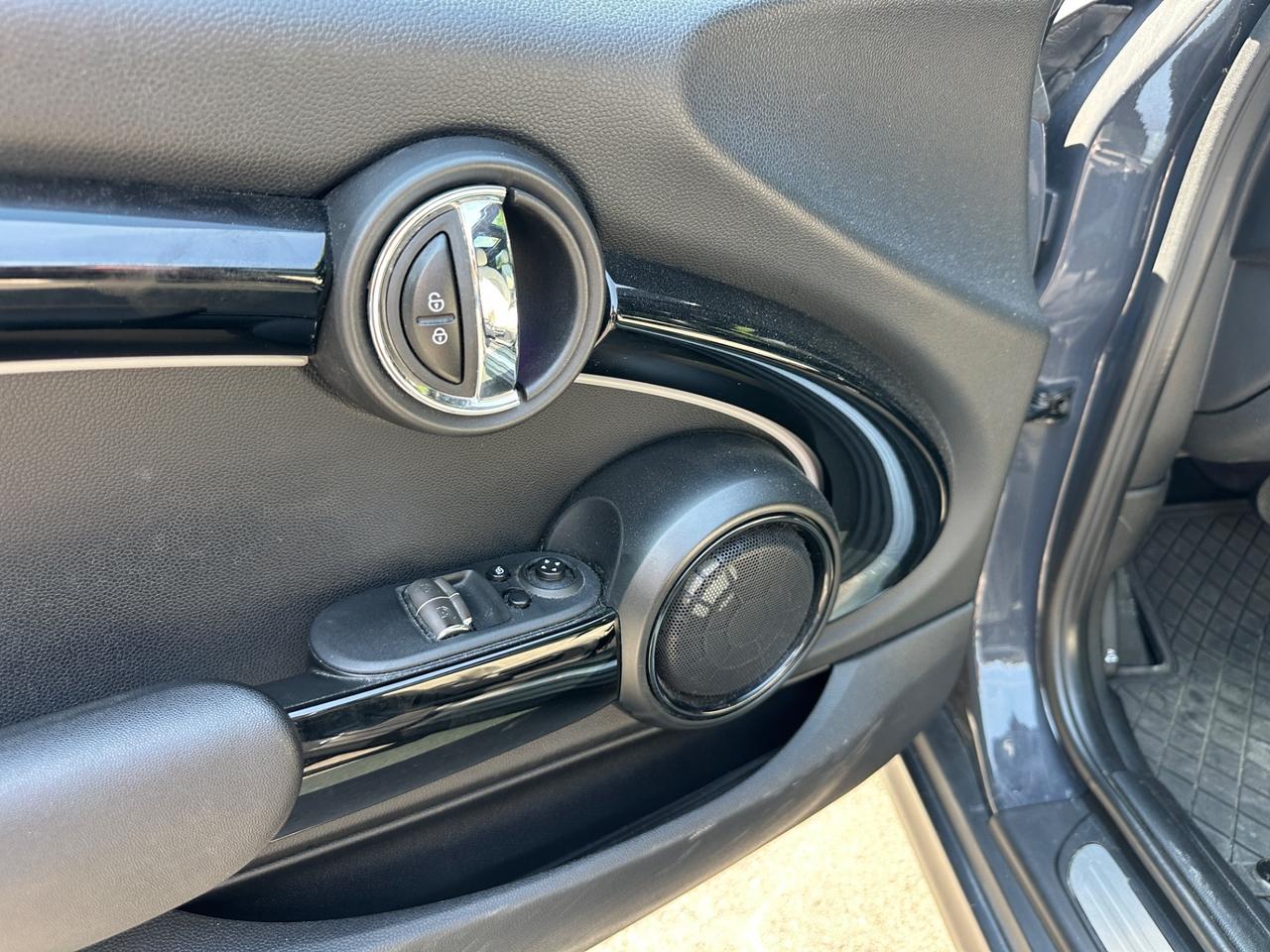 Mini Cooper SD 2.0 170 cv auto - 2017
