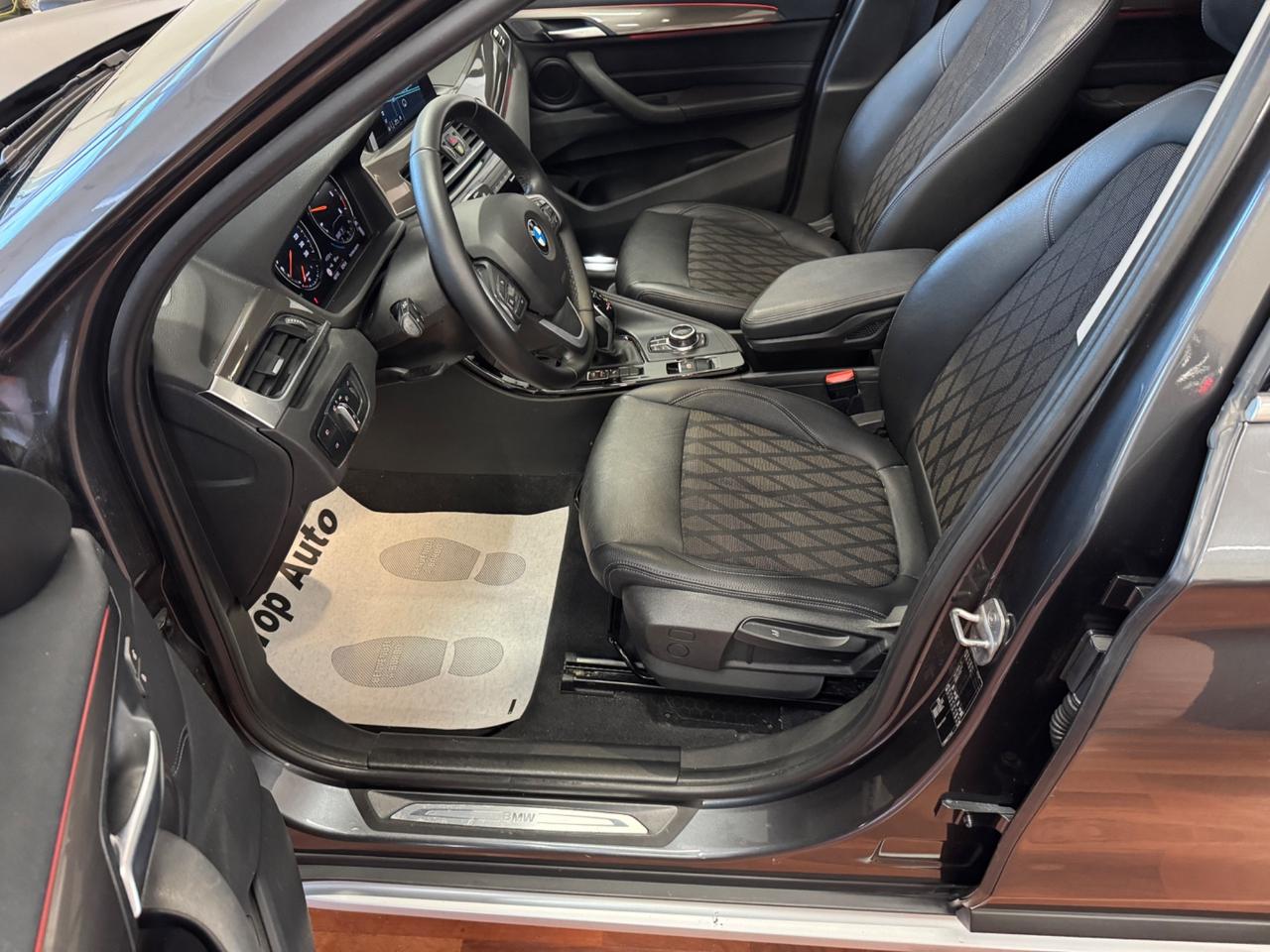 BMW X1 SDRIVE 18d AUT. XLINE - TETTO