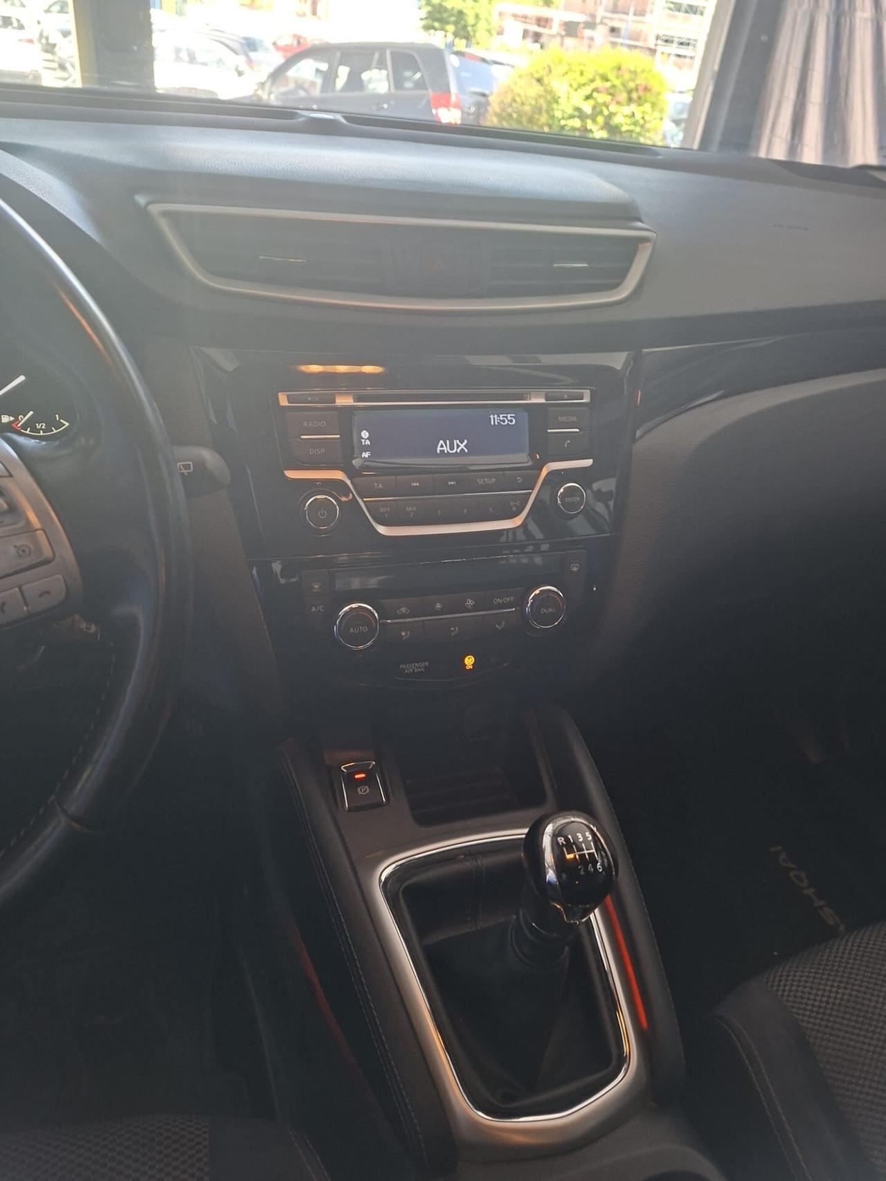 Nissan Qashqai 1.5 dCi Tekna garantita 12 mesi