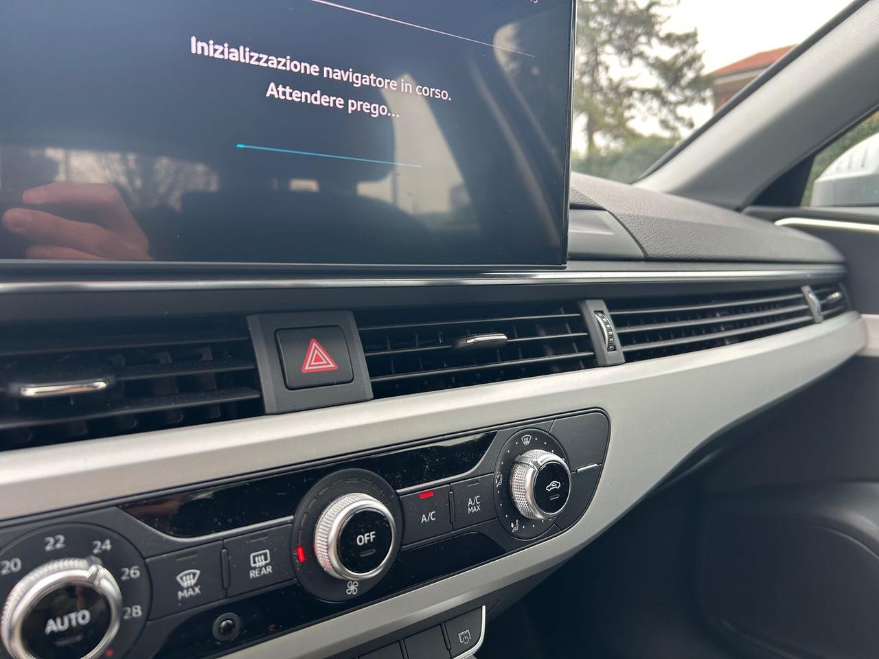 Audi A4 Business 2.0 30 TDI MHEV #9673