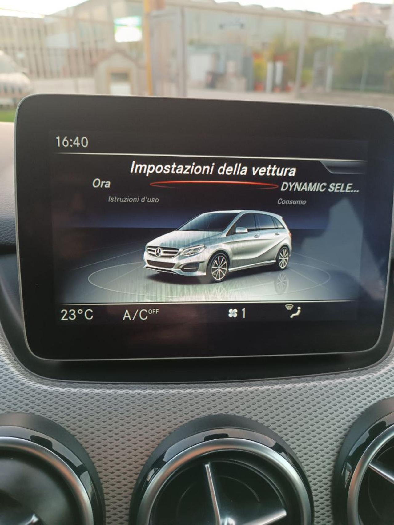 MERCEDES-BENZ B 180 d Automatic Sport