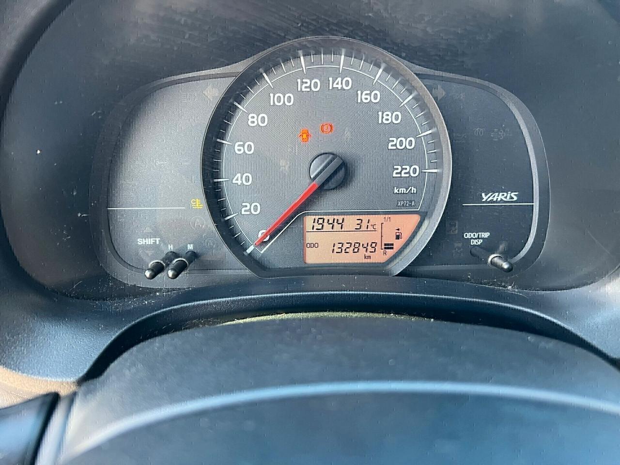 Toyota Yaris 1.0 5 porte GPL