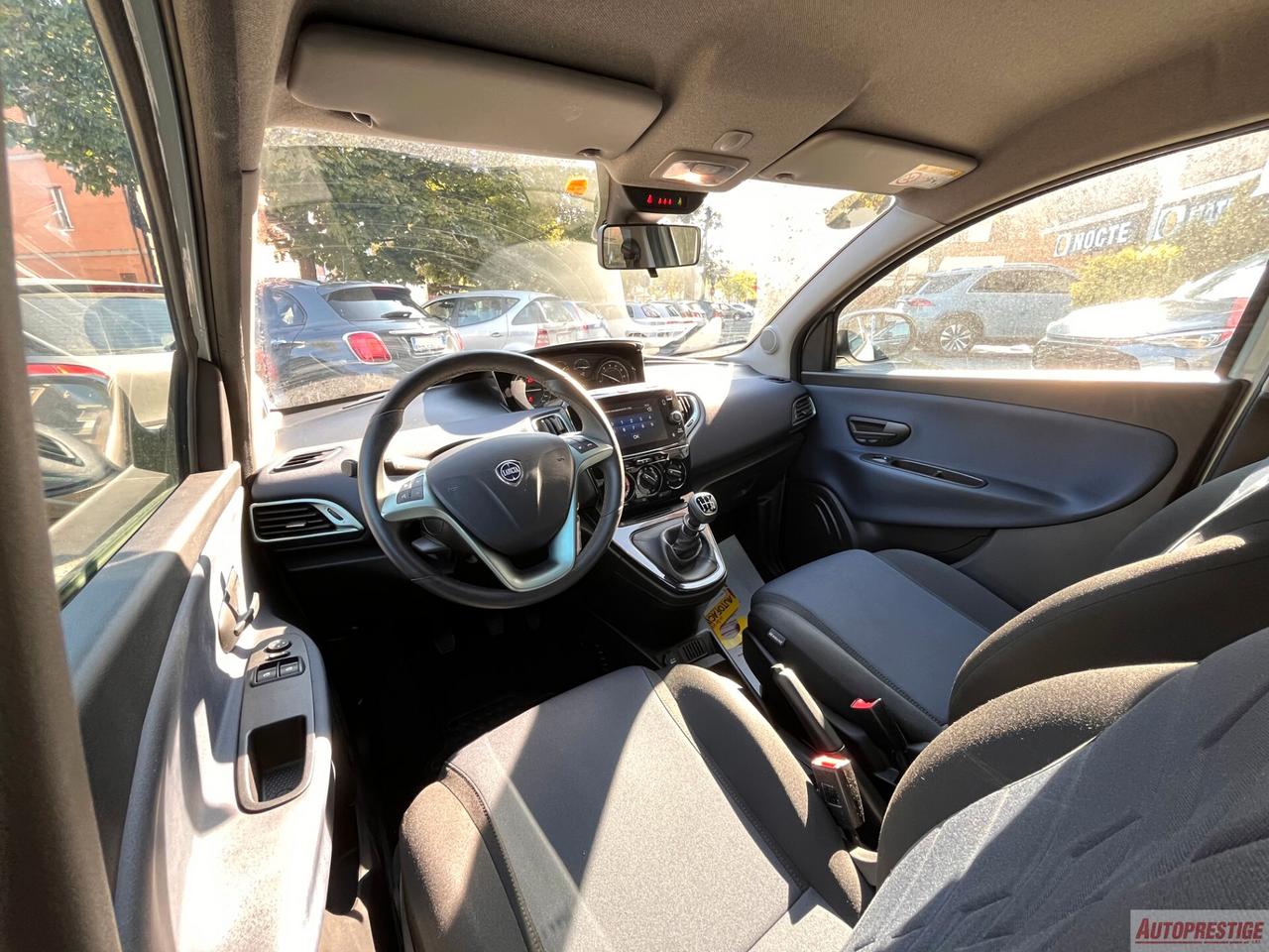 Lancia Ypsilon 1.0 FireFly 5 porte S&S Hybrid Gold Plus