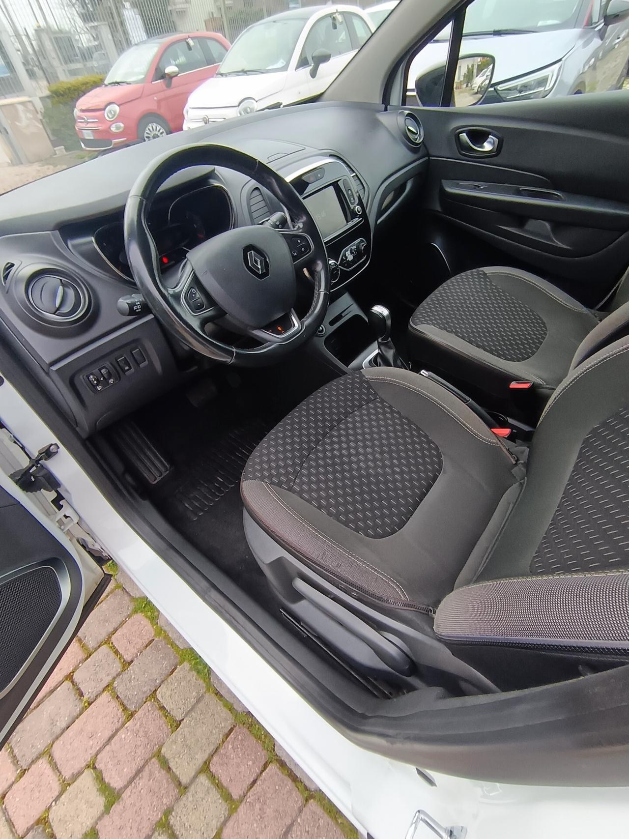 Renault Captur dCi 8V 90 CV EDC Start&Stop Energy Intens