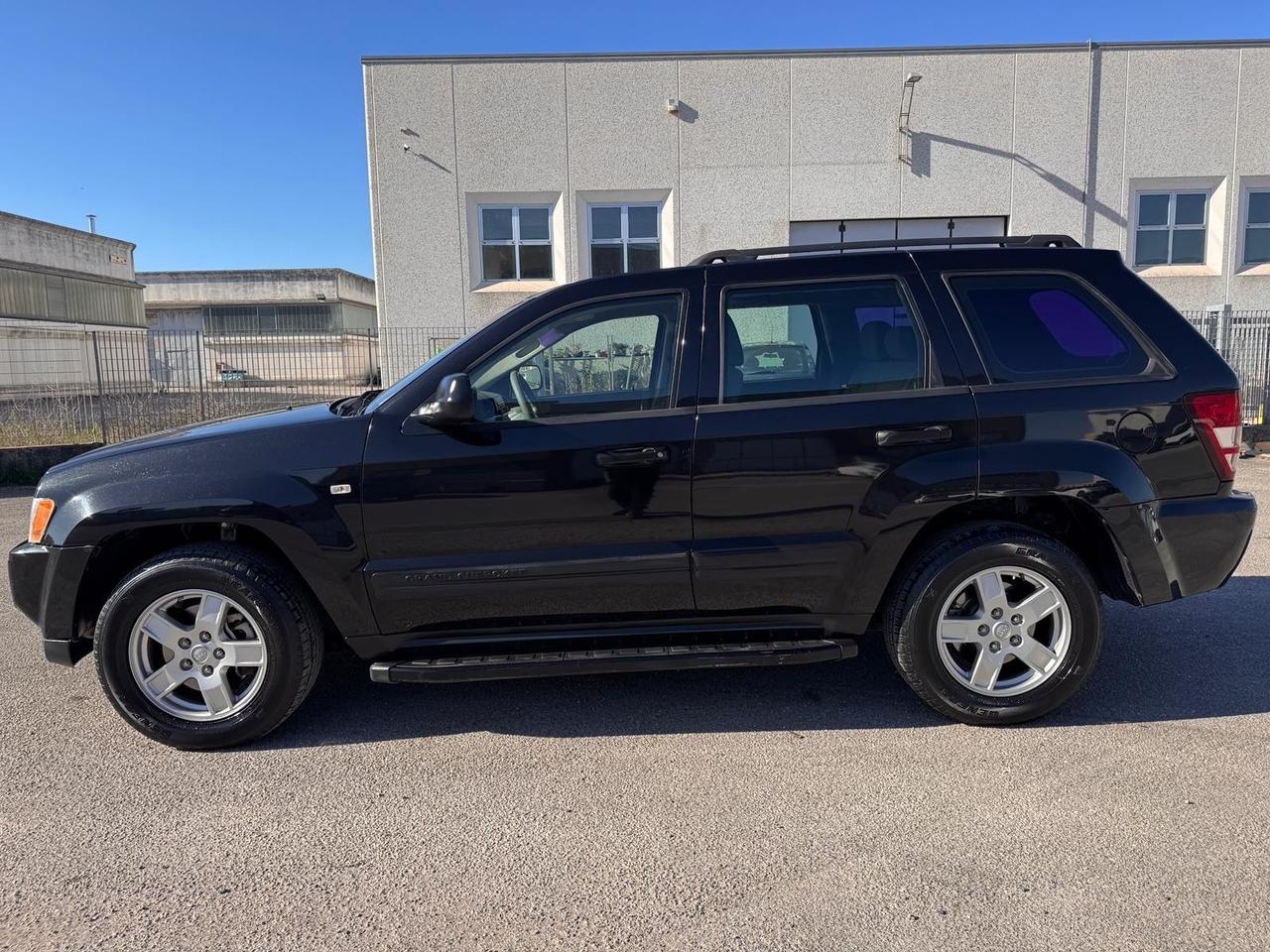 Jeep Grand Cherokee 3.0 V6 CRD Overland (LEGGERE )