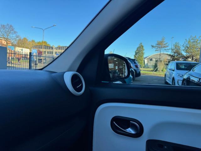 RENAULT Twingo SCe 65 CV Intens