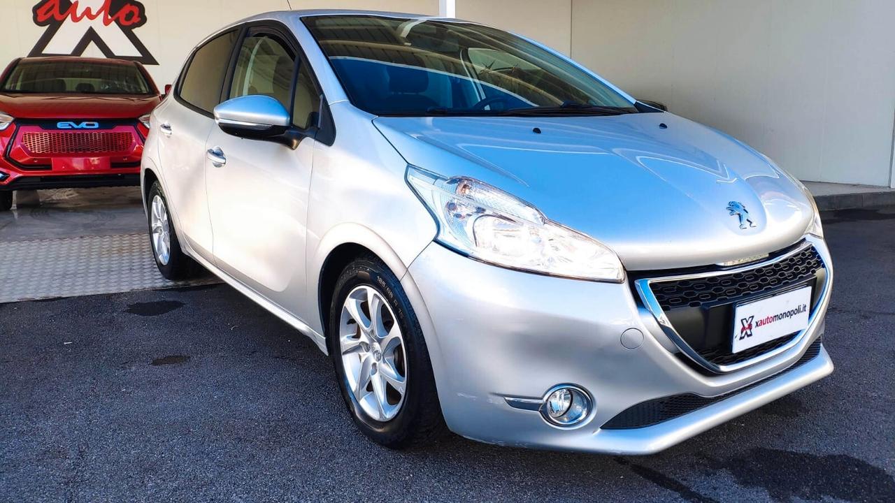 Peugeot 208 1.4 Diesel 68 CV 5P