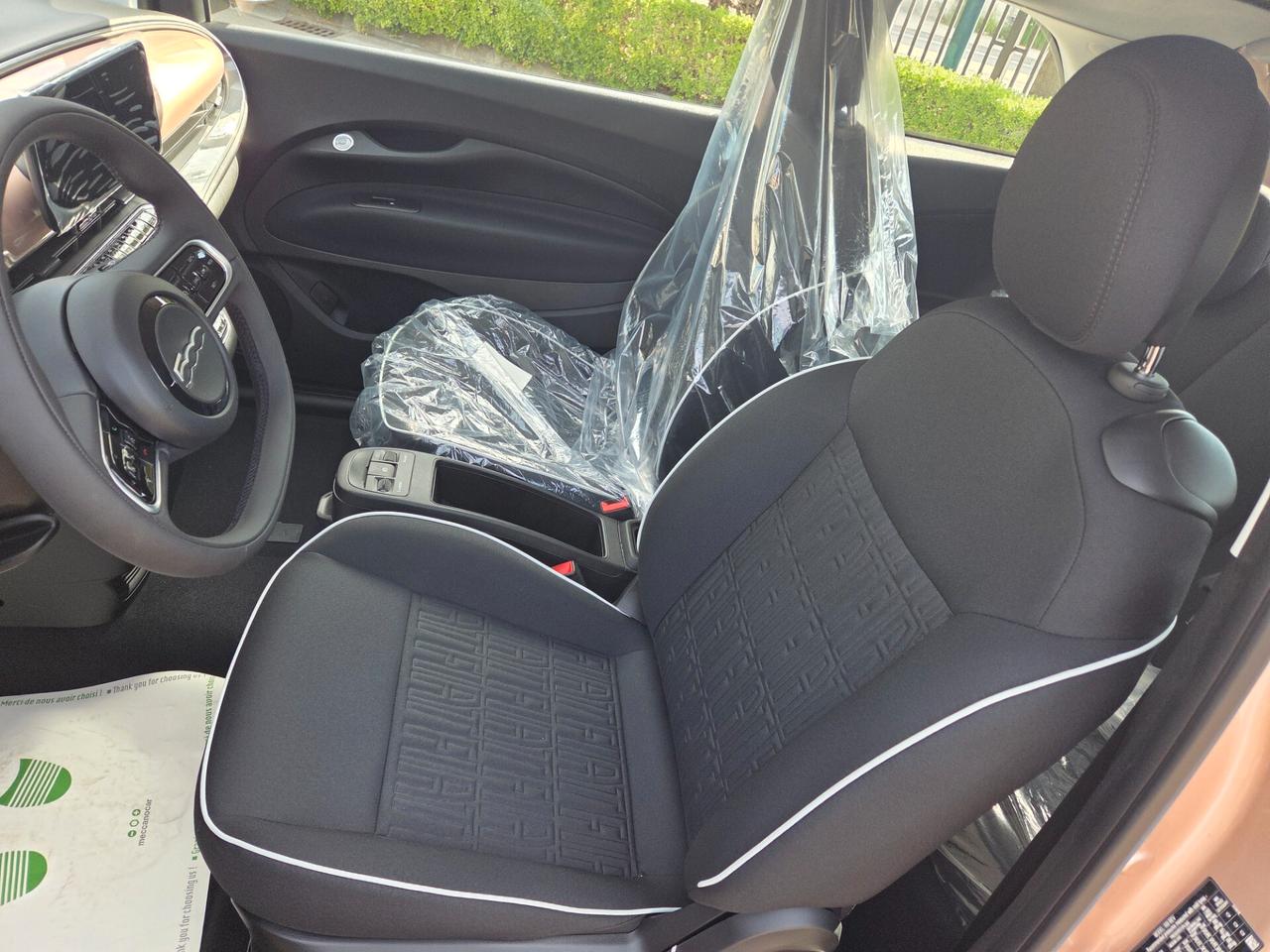 Fiat 500 500e Berlina 23,65 kWh Entry+Pack Tech