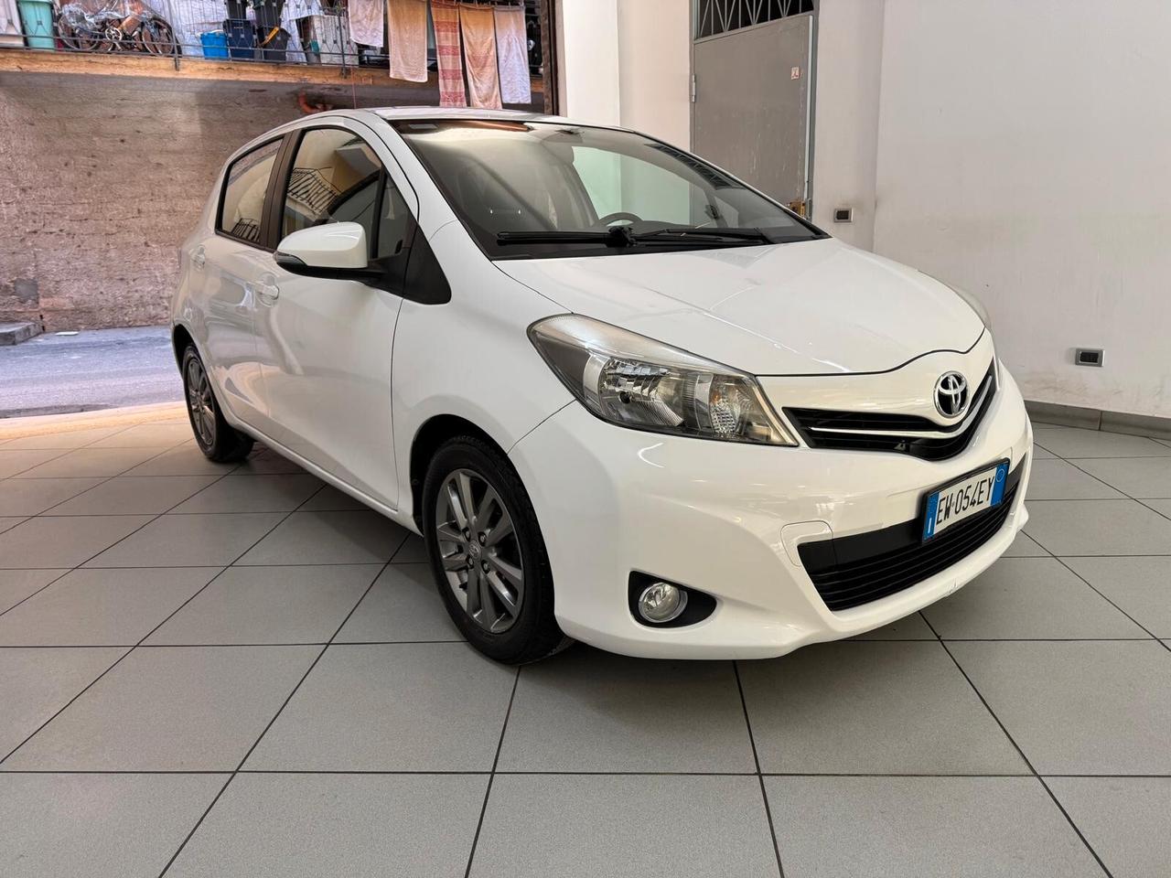 Toyota Yaris 1.4 Diesel 90/CV 5 porte Lounge