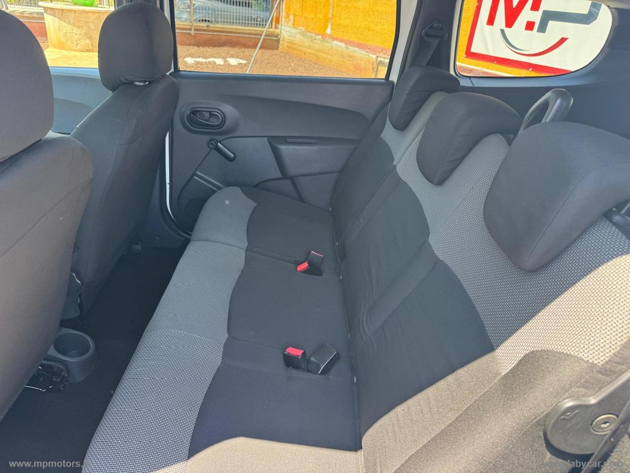 DACIA LODGY AMBIANCE 7 POSTI 1.6 100CV GPL