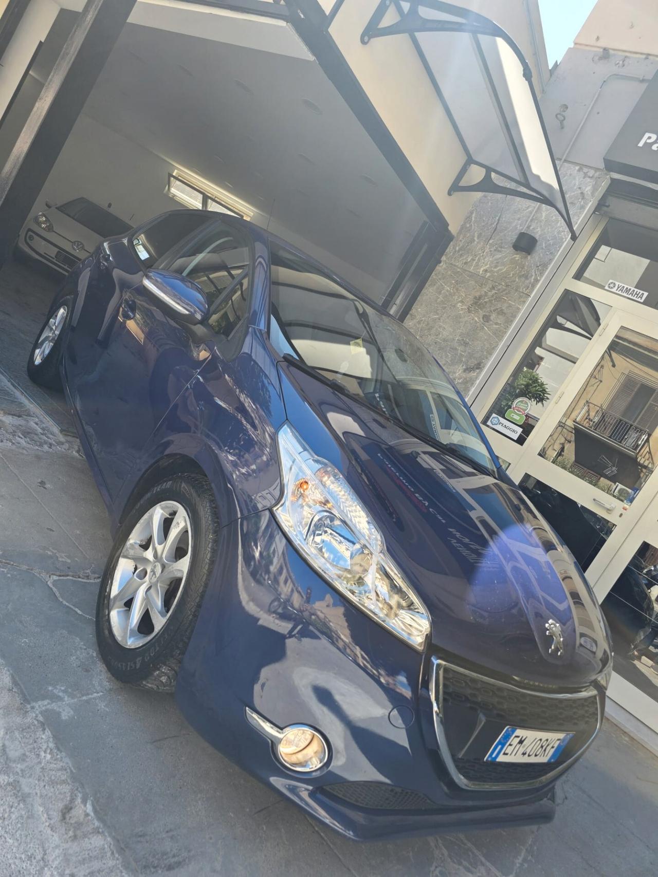 Peugeot 208 1.4 HDi 68 CV 5 porte Access