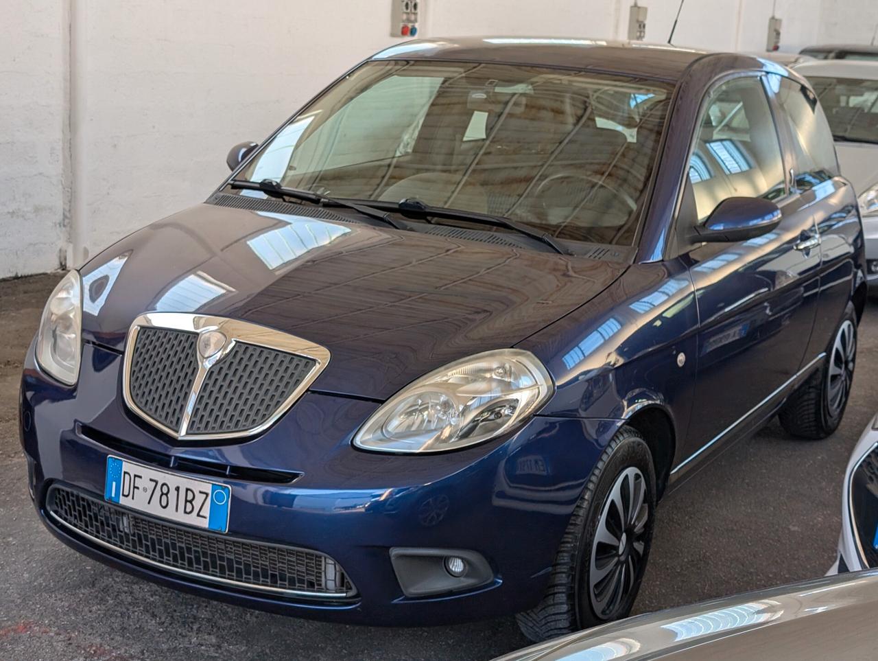 Lancia Ypsilon 1.2 GPL