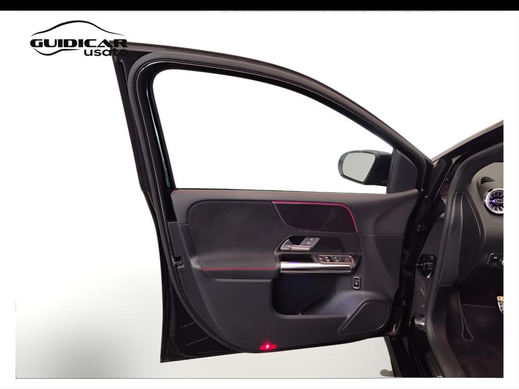 Mercedes-Benz Classe B - W247 2018 - B 180 d Premium auto