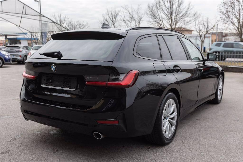 BMW 318d Touring Business Advantage auto del 2020