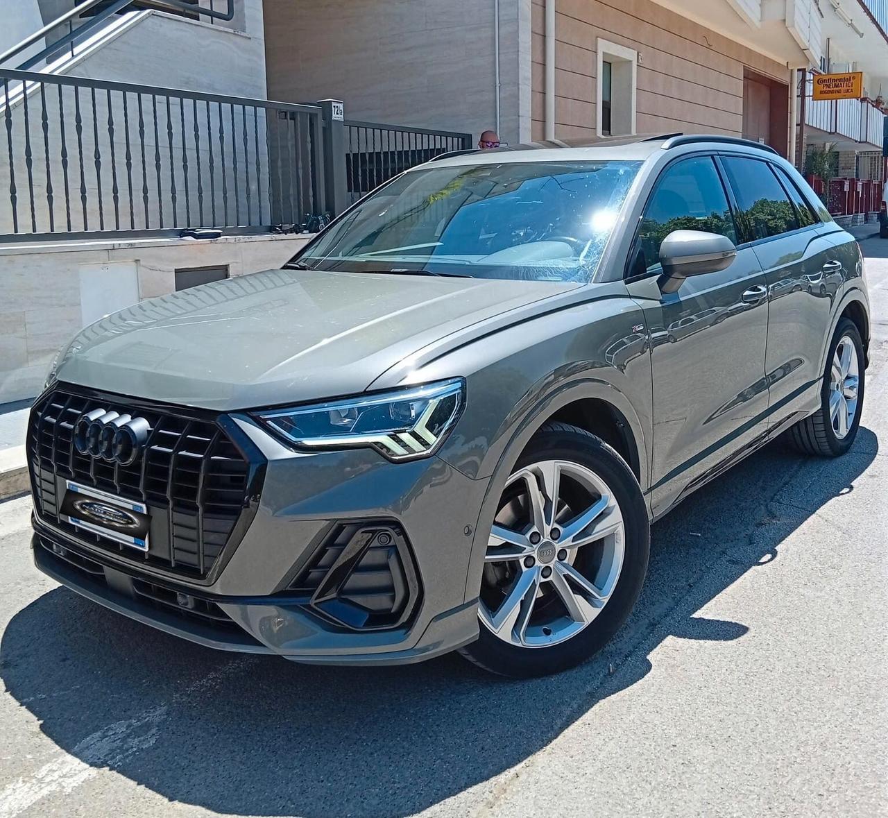 Audi Q3 35 TDI S tronic line edition (FULL OPTIONAL)