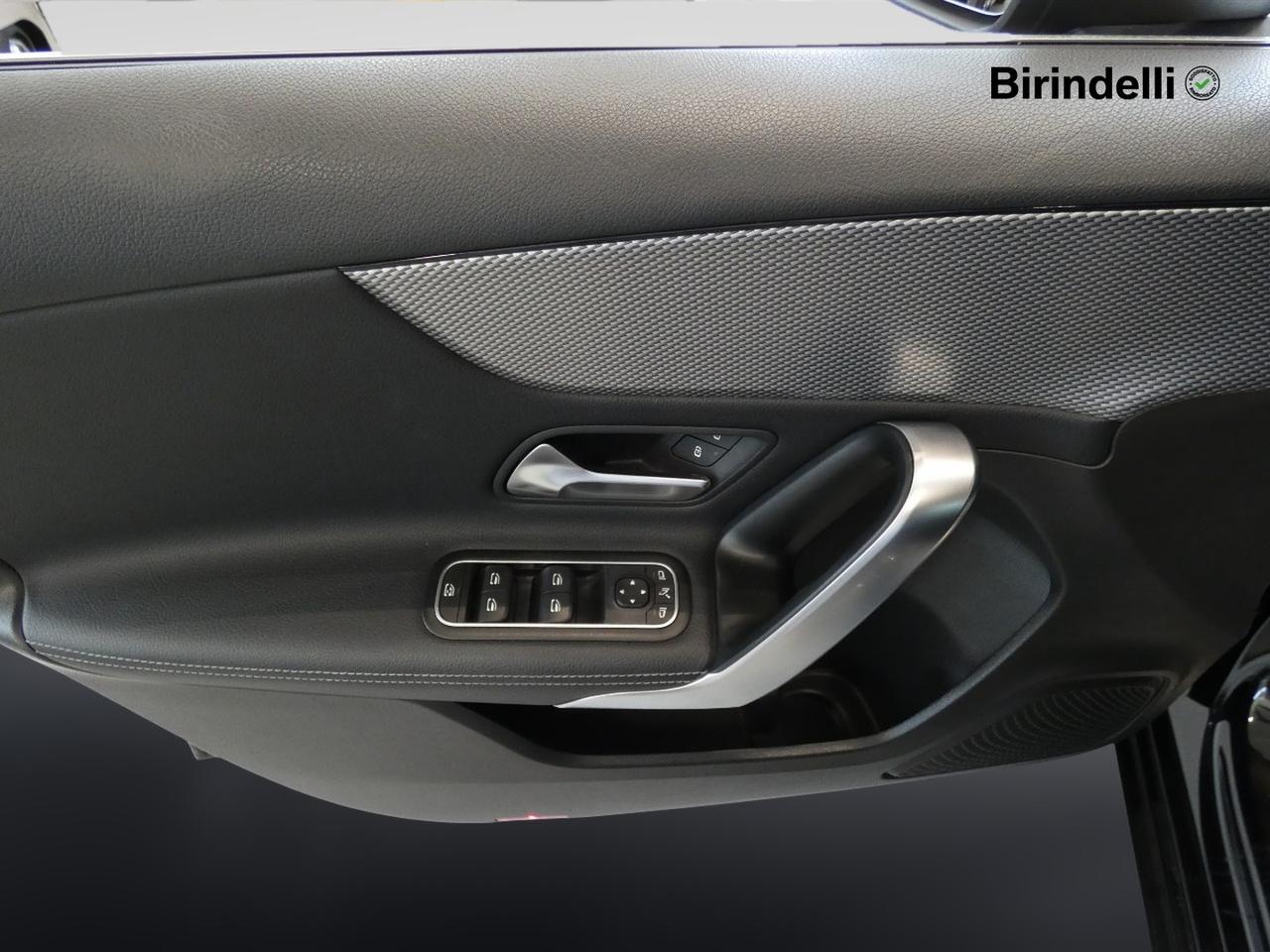 Mercedes-Benz Classe A (W177) - A 180 d Automatic Business