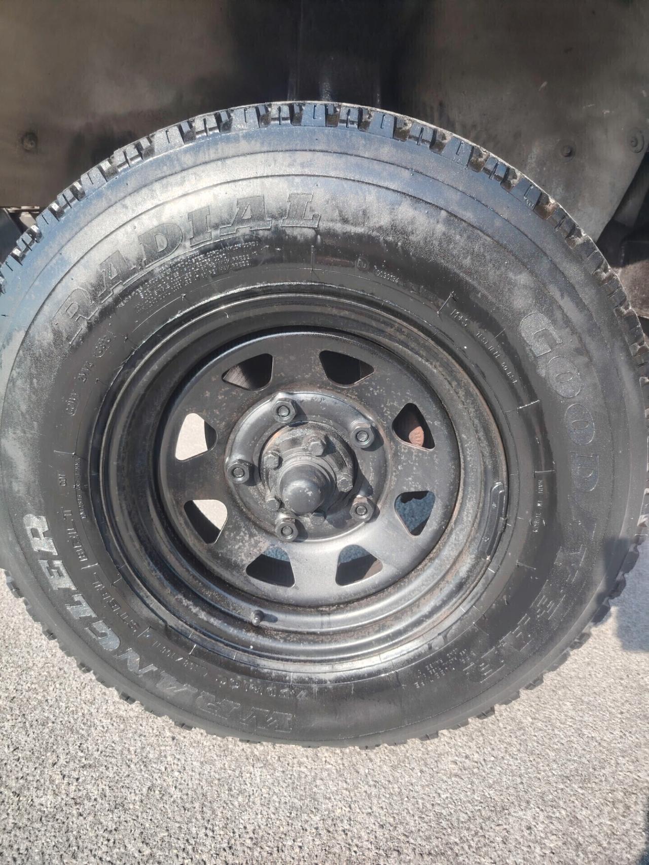 Land Rover Defender 9.0 2.5 Td5 -AUTOCARRO