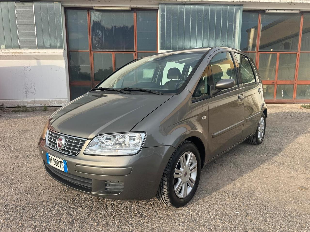 Fiat Idea 1.4 BlackEnergy GPL