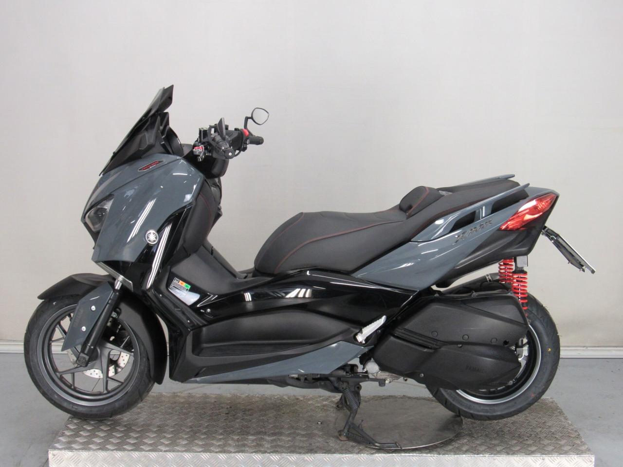Yamaha X-Max 300 ABS TECH MAX POWER GREY