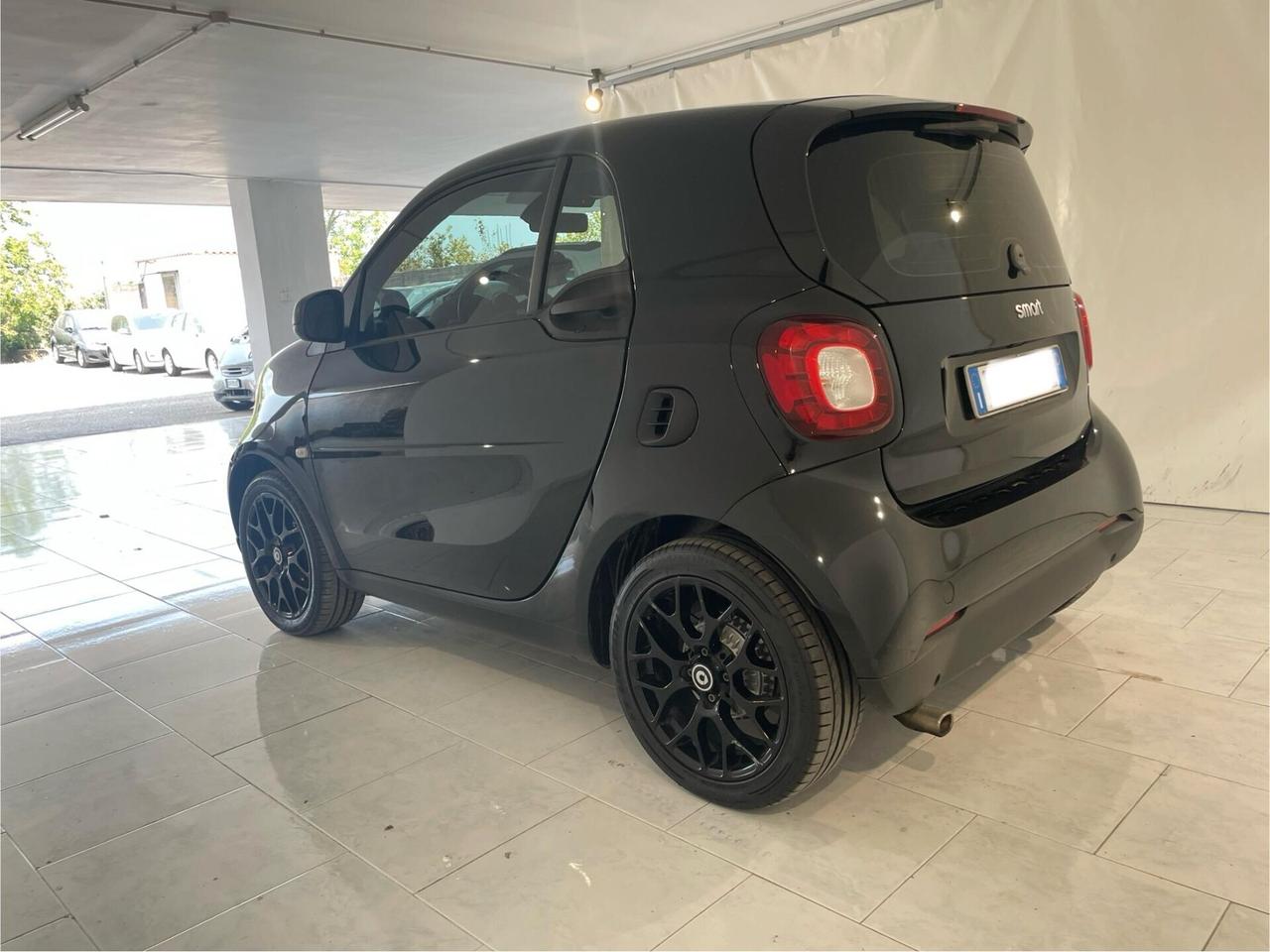 Smart ForTwo 70 1.0 twinamic Passion BLACK LINE EDITION