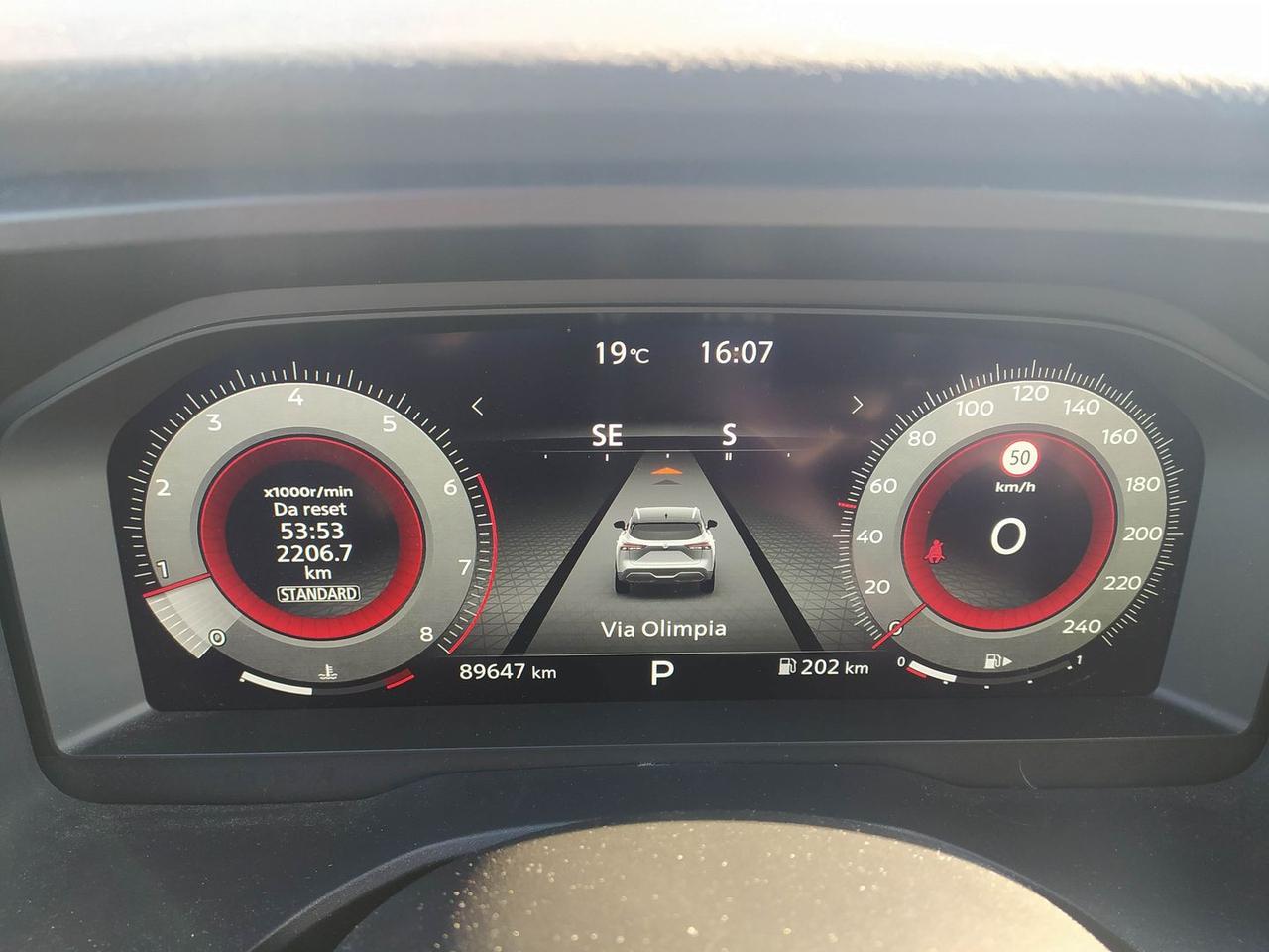 Nissan Qashqai N-Connecta 1.3 DIG-T MHEV #9959