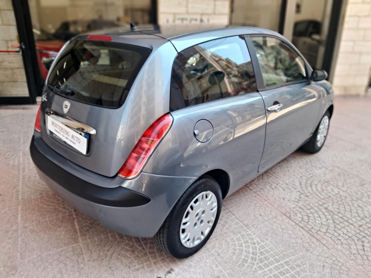 LANCIA YPSILON 1.2-NEOPATENTATI-Euro3199