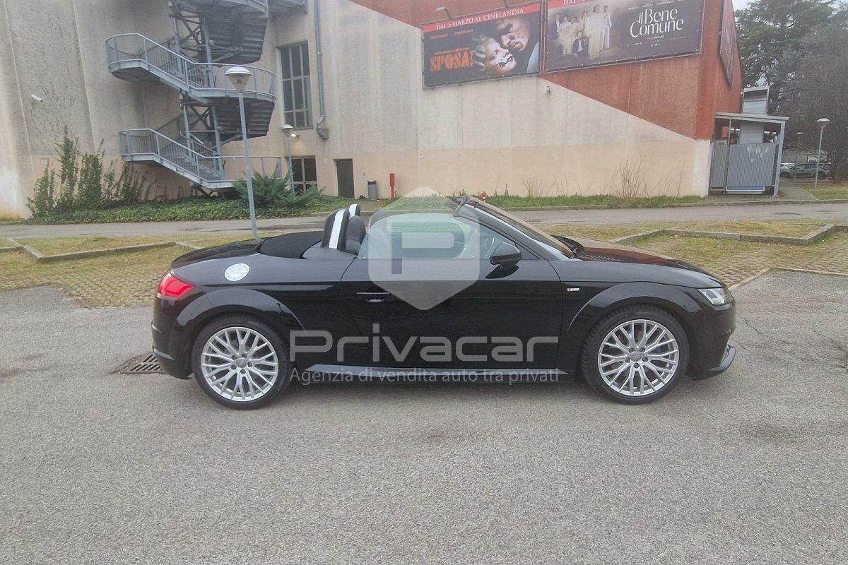 AUDI TT Roadster 2.0 TFSI quattro S tronic S line