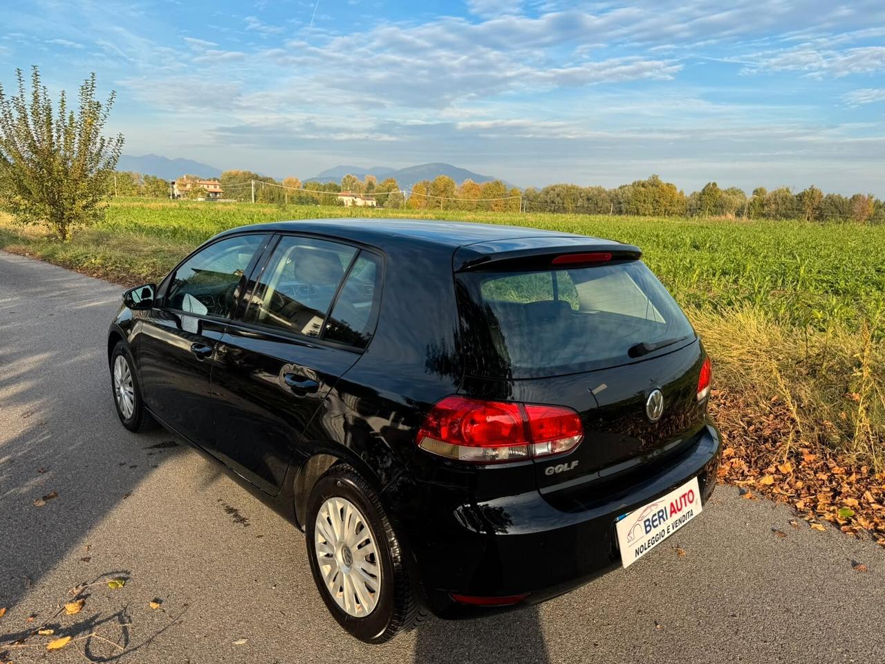 Volkswagen Golf benzina leggermente grandinata