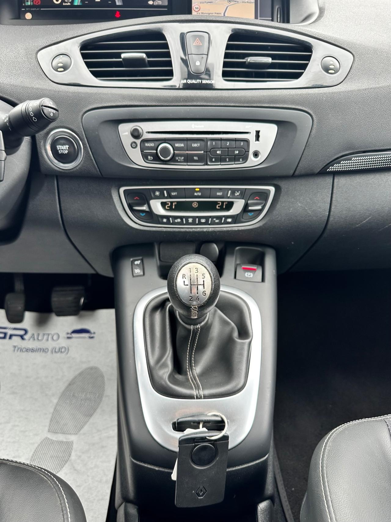Renault Scénic XMod 1.5dCi 110CV