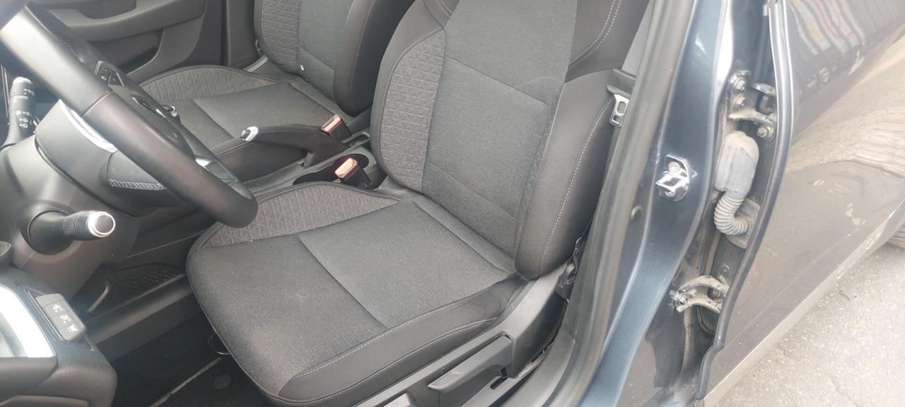Renault Clio TCe 12V 100 CV GPL 5 porte Intens