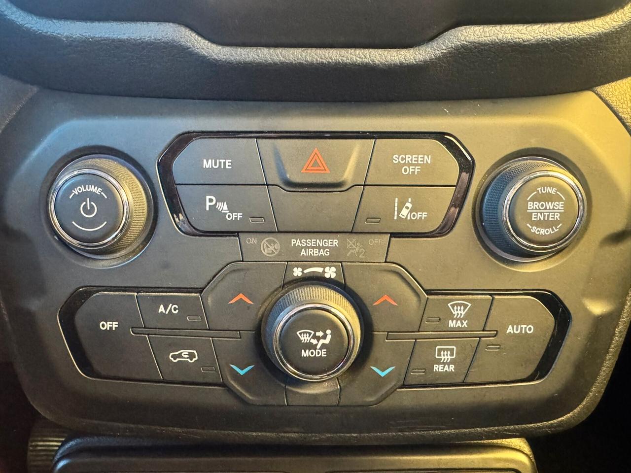 JEEP RENEGADE LONGITUDE **PREZZO REALE**