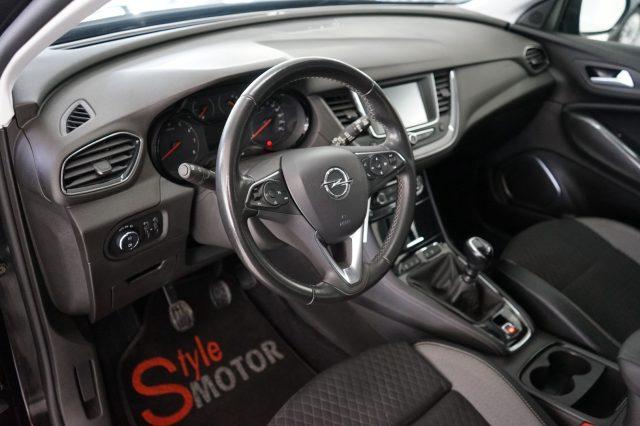 OPEL Grandland X 1.5 diesel Ecotec aut. Business Elegance