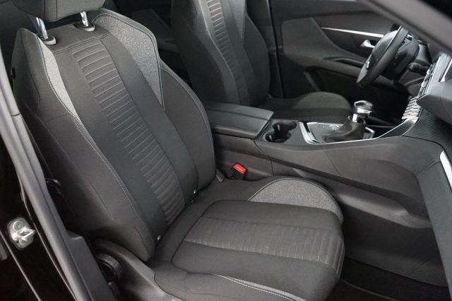 PEUGEOT 3008 PureTech Turbo 130 S&S Active Pack