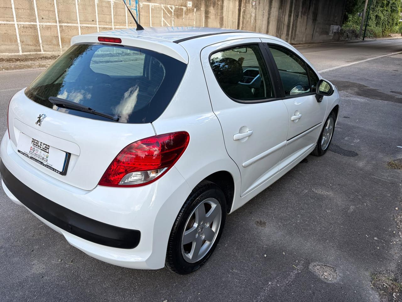 Peugeot 207 1.4 HDi 70CV 5p. Energie
