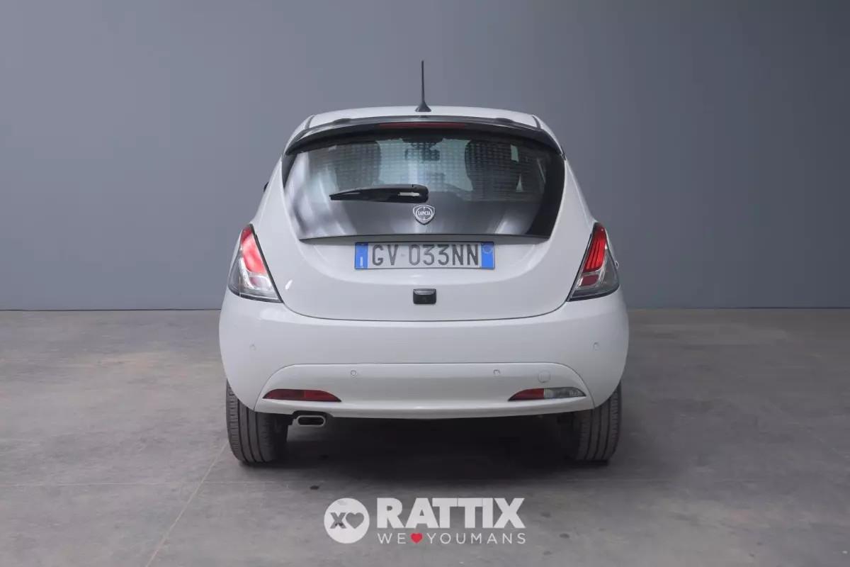 Lancia Ypsilon 1.0 Firefly Hybrid 70CV Platino