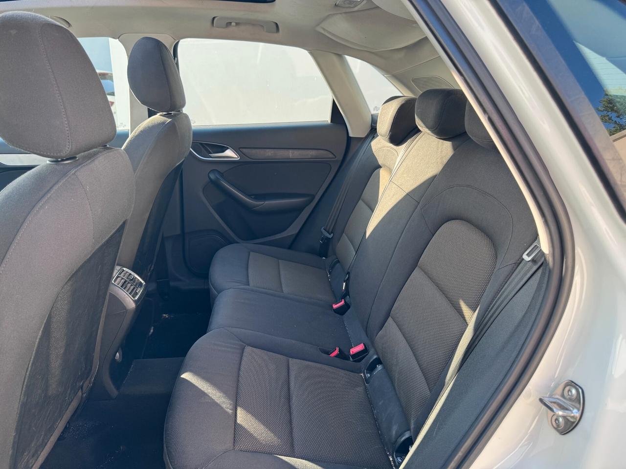 Audi Q3 2.0 TDI Business