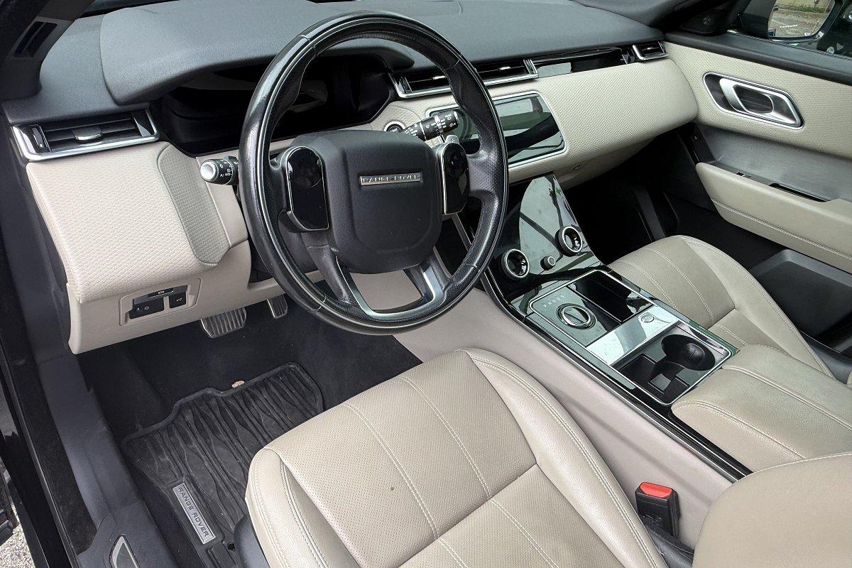 LAND ROVER Range Rover Velar 2.0D I4 180 CV R-Dynamic HSE