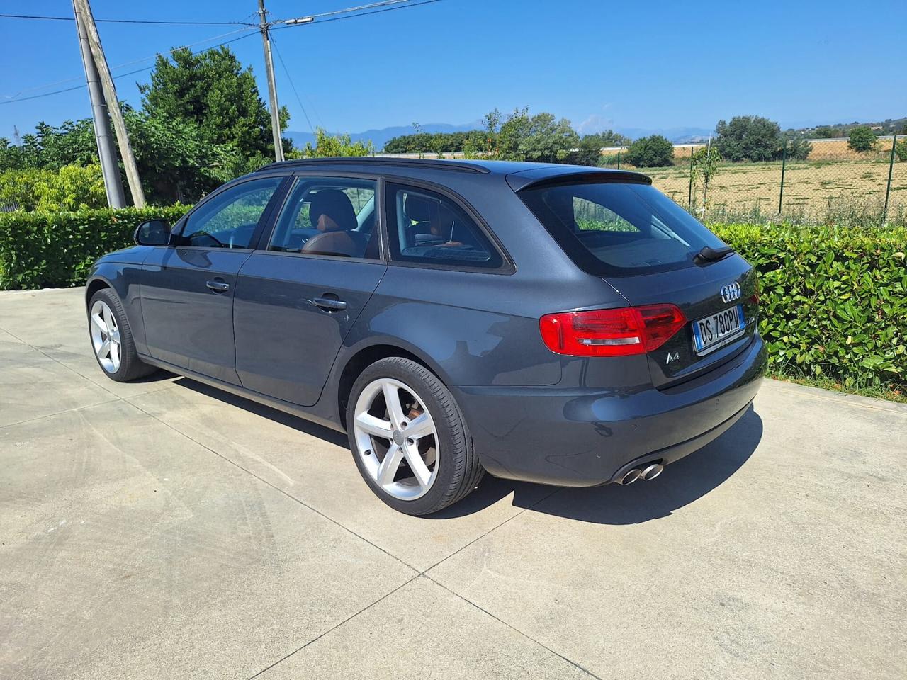 Audi A4 Avant 2.0 TDI Sport Paket 2008 Xeno Pelle