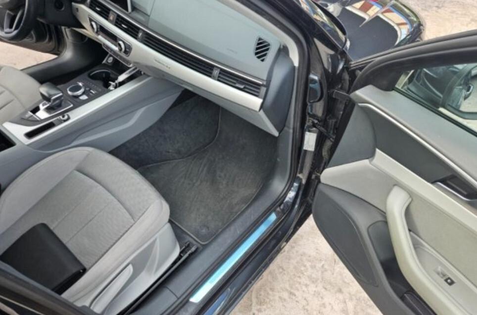 Audi A4 2.0 TDI 190 CV S tronic QUATTRO Sport