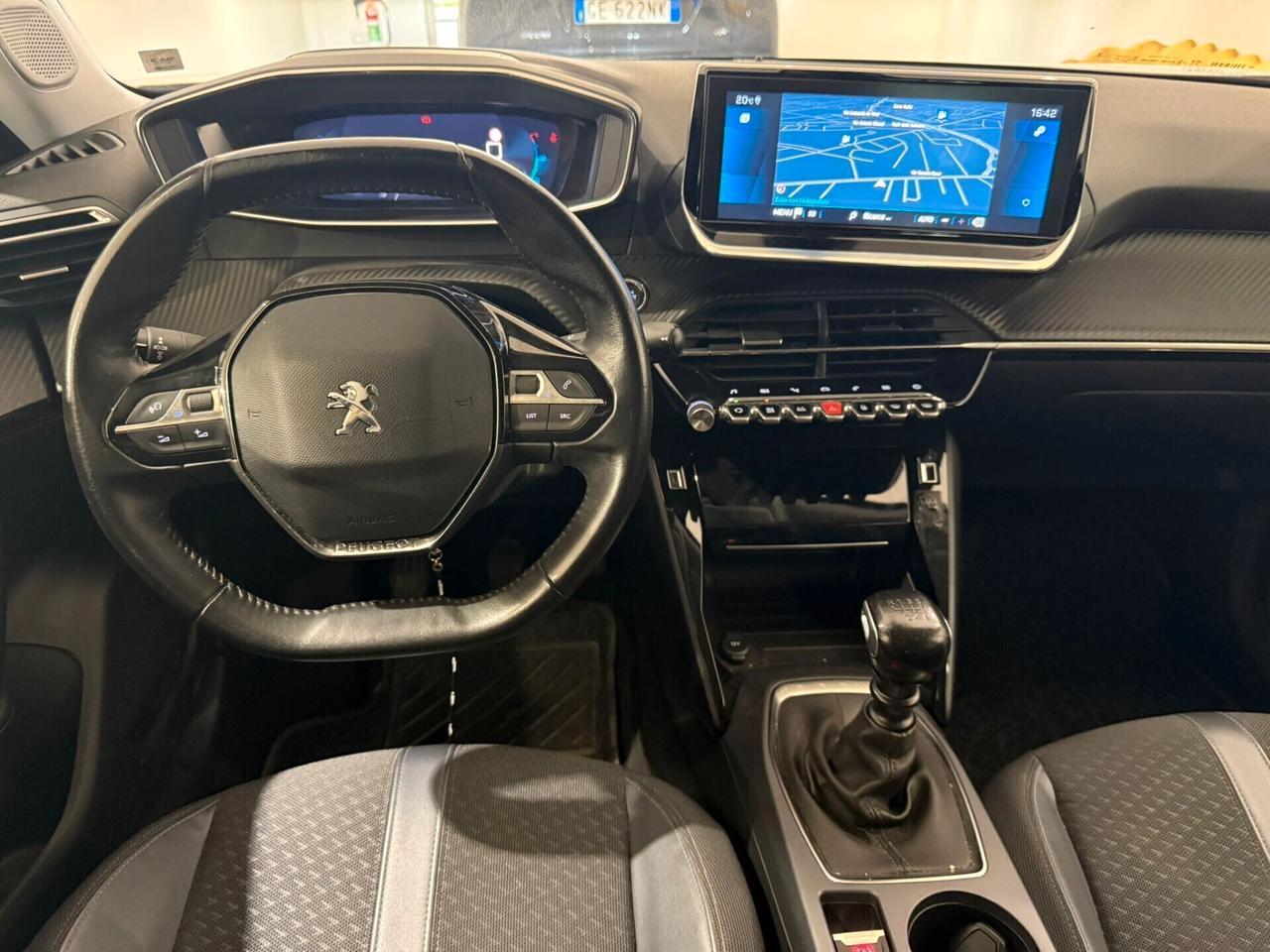 Peugeot 2008 1.2 130cv Allure Pack Cockpit