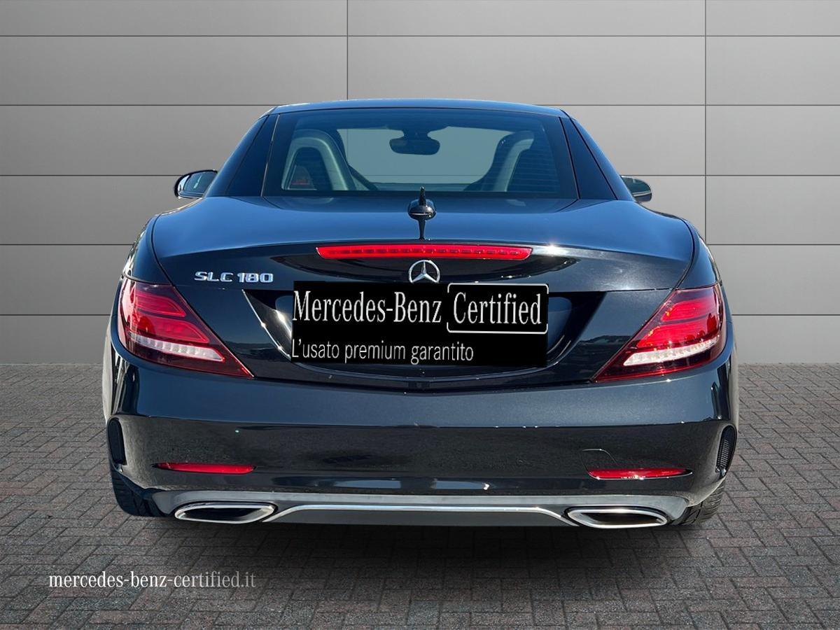 Mercedes-Benz SLC 180 AMG Line